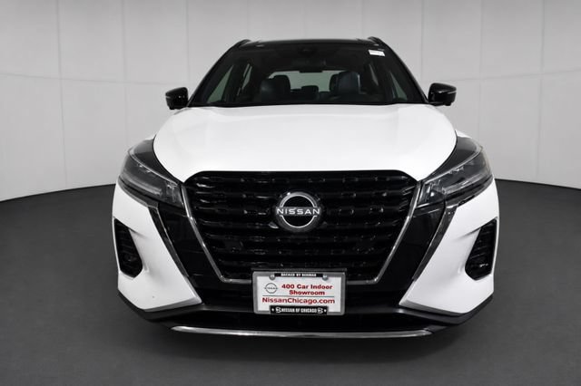 Certified 2023 Nissan Kicks SR w/ SR Premium Package FWD image 2