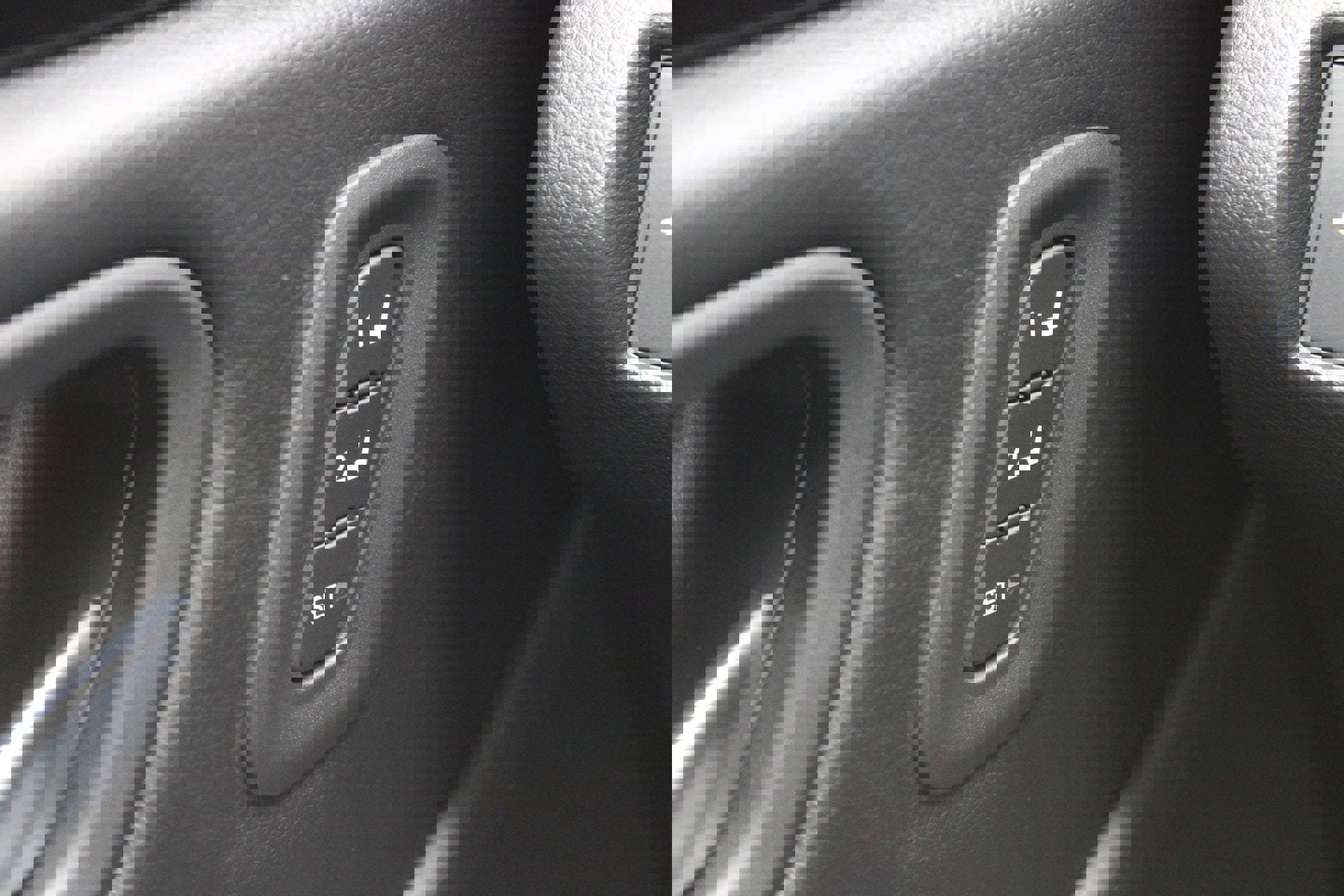 Used 2024 Honda Pilot Touring image 23