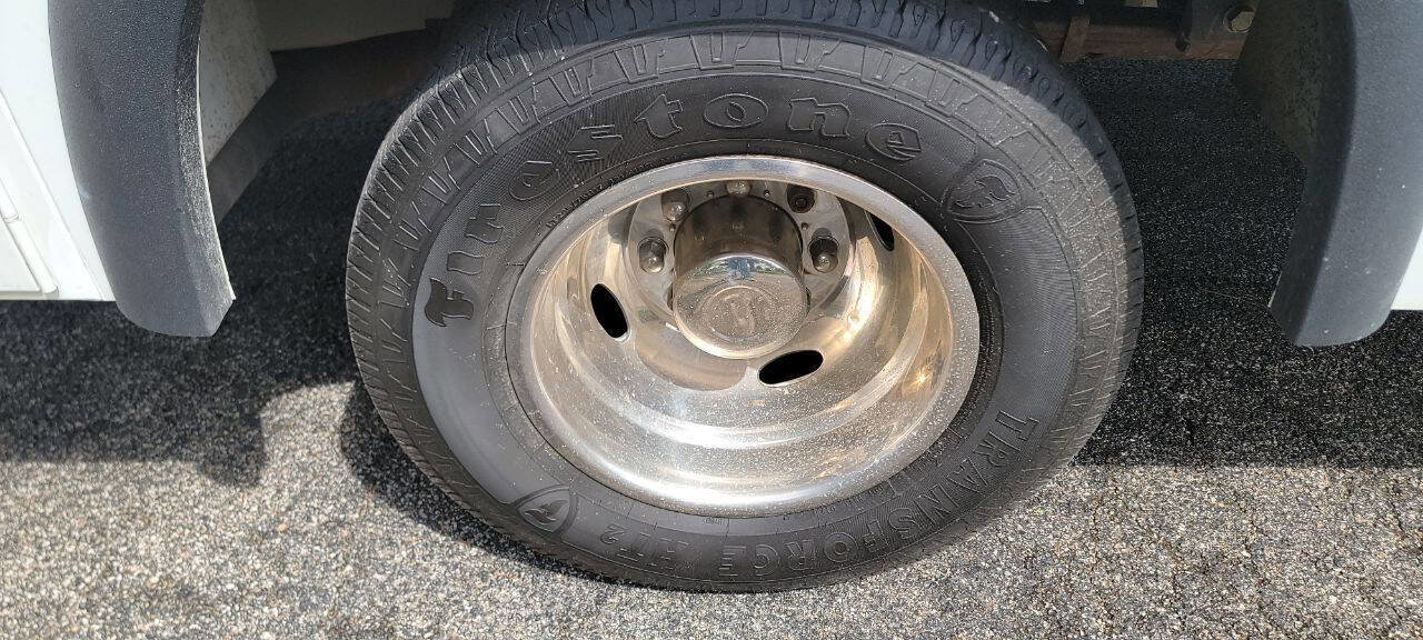 Used 2012 Ford F350 XL w/ XL Value Pkg image 13