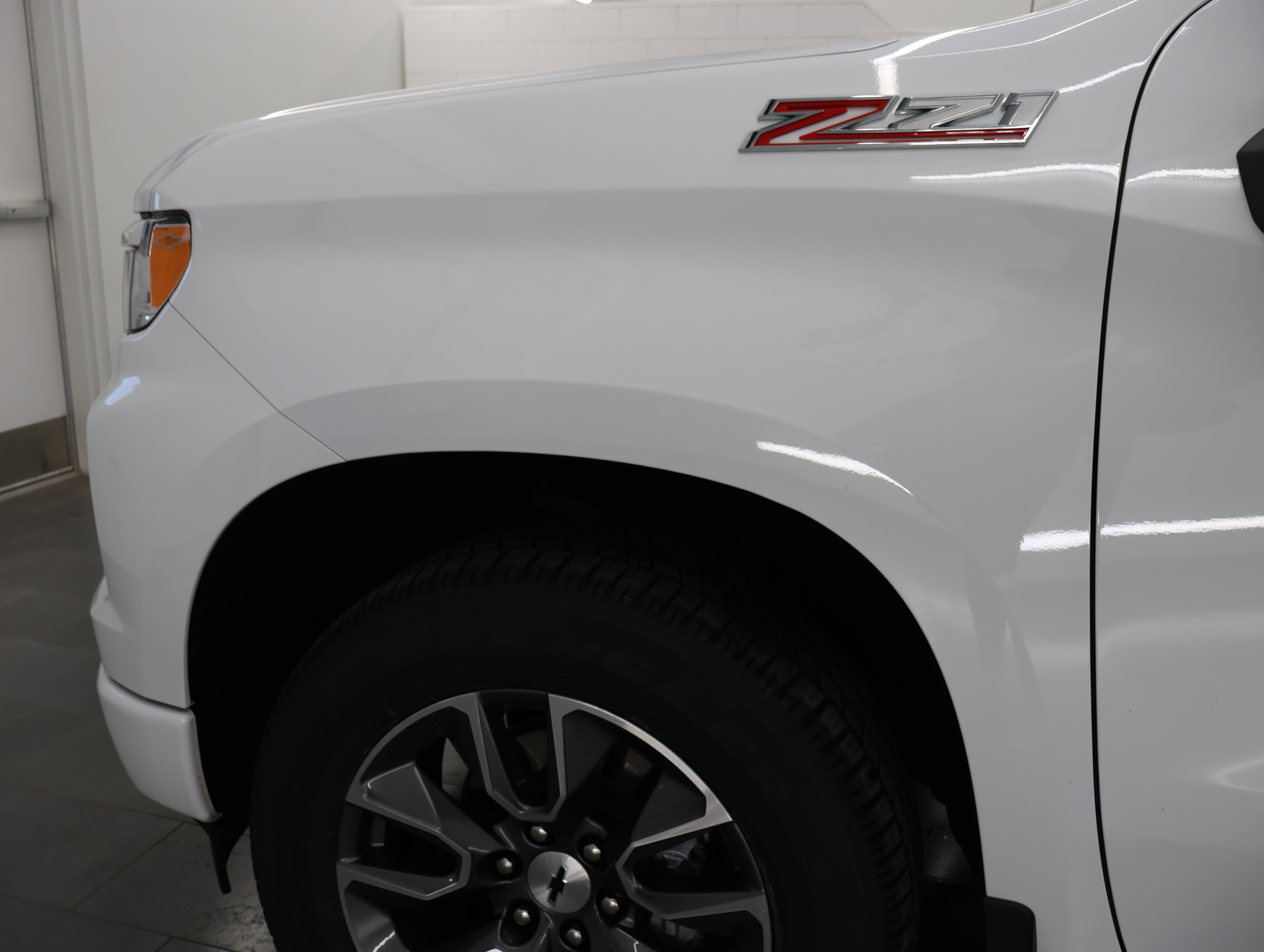 Used 2023 Chevrolet Silverado 1500 RST AWD/4WD image 31
