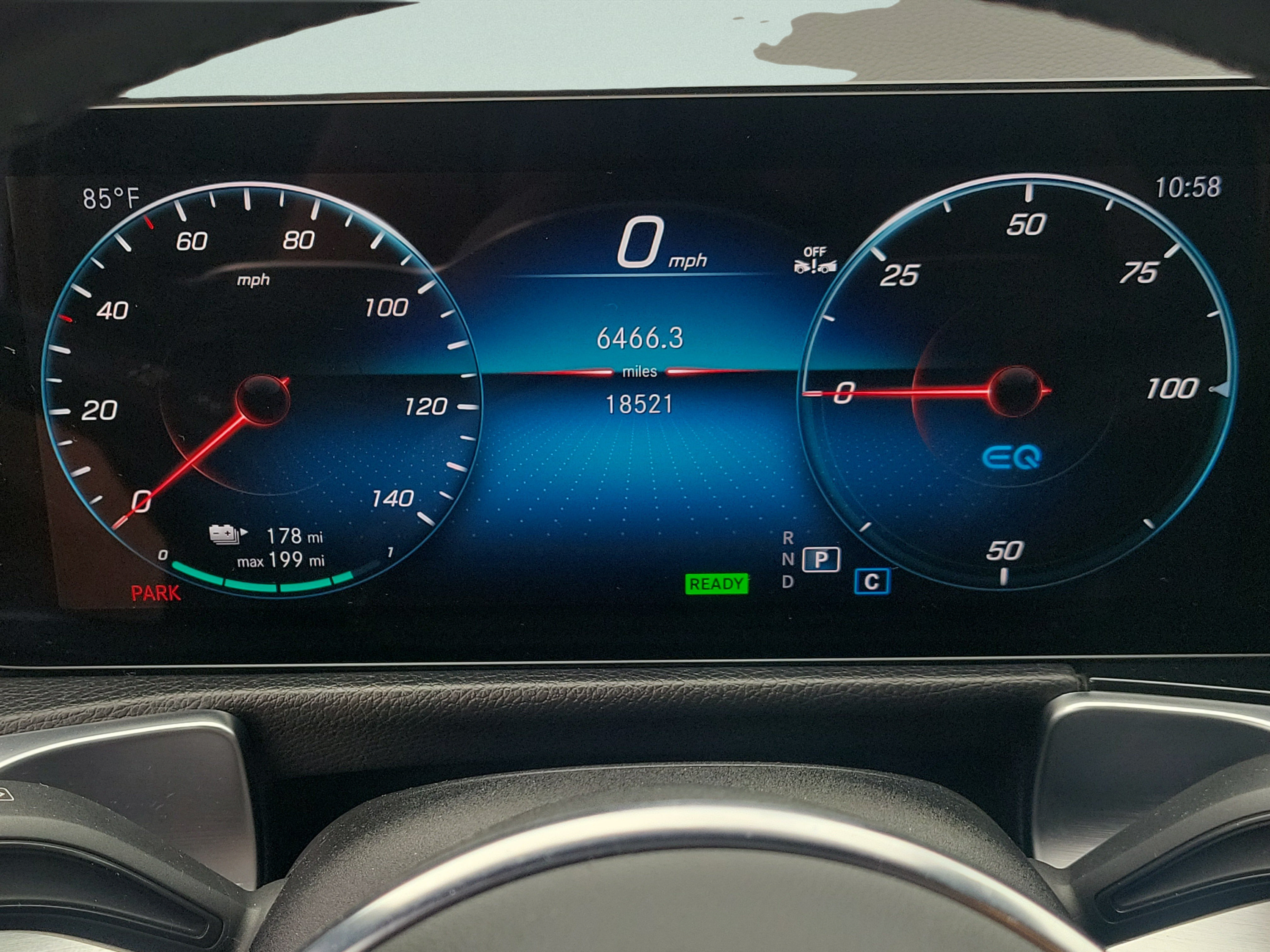 Certified 2023 Mercedes-Benz EQB 300 4MATIC image 27
