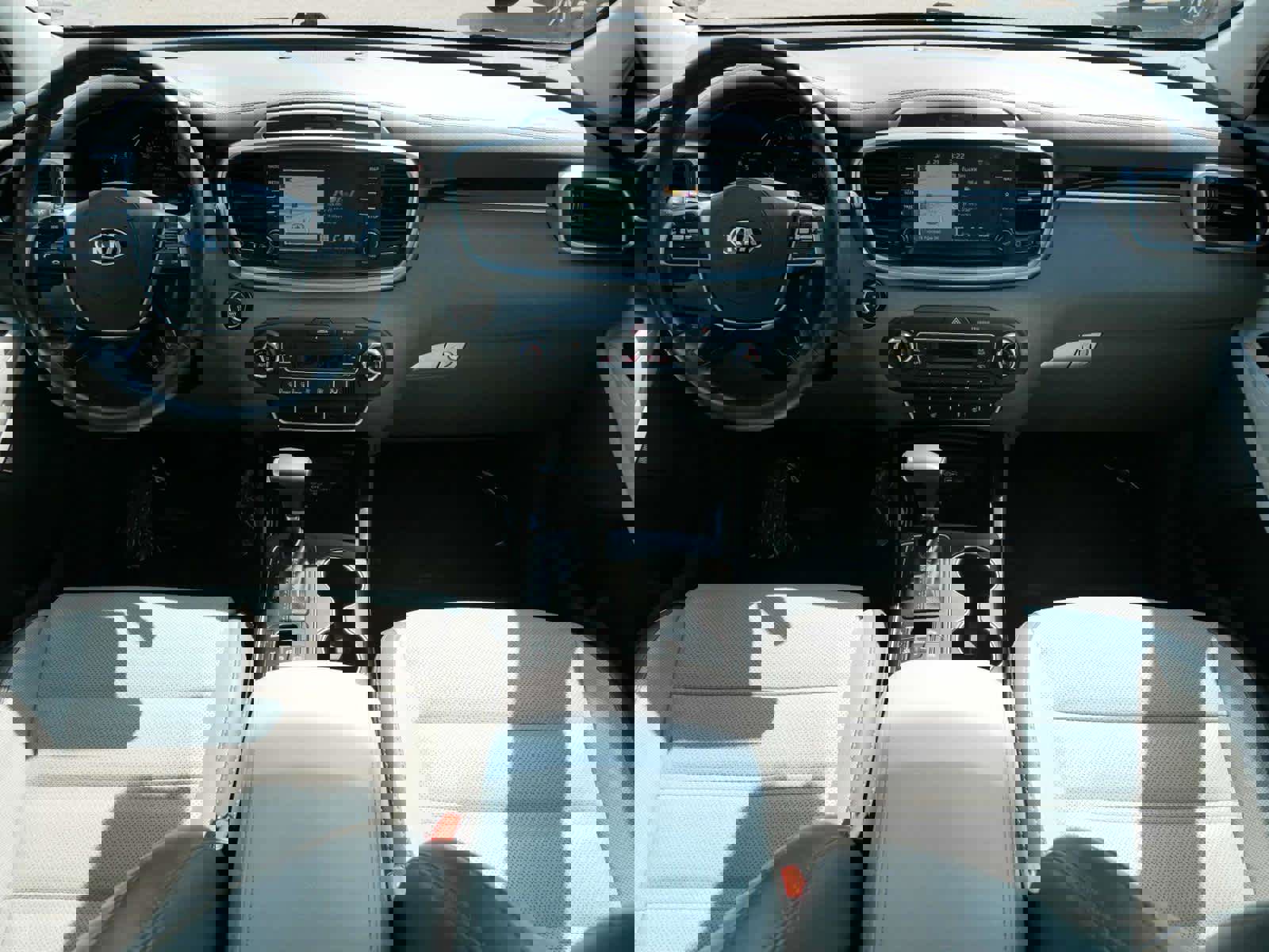 Used 2020 Kia Sorento SX image 13