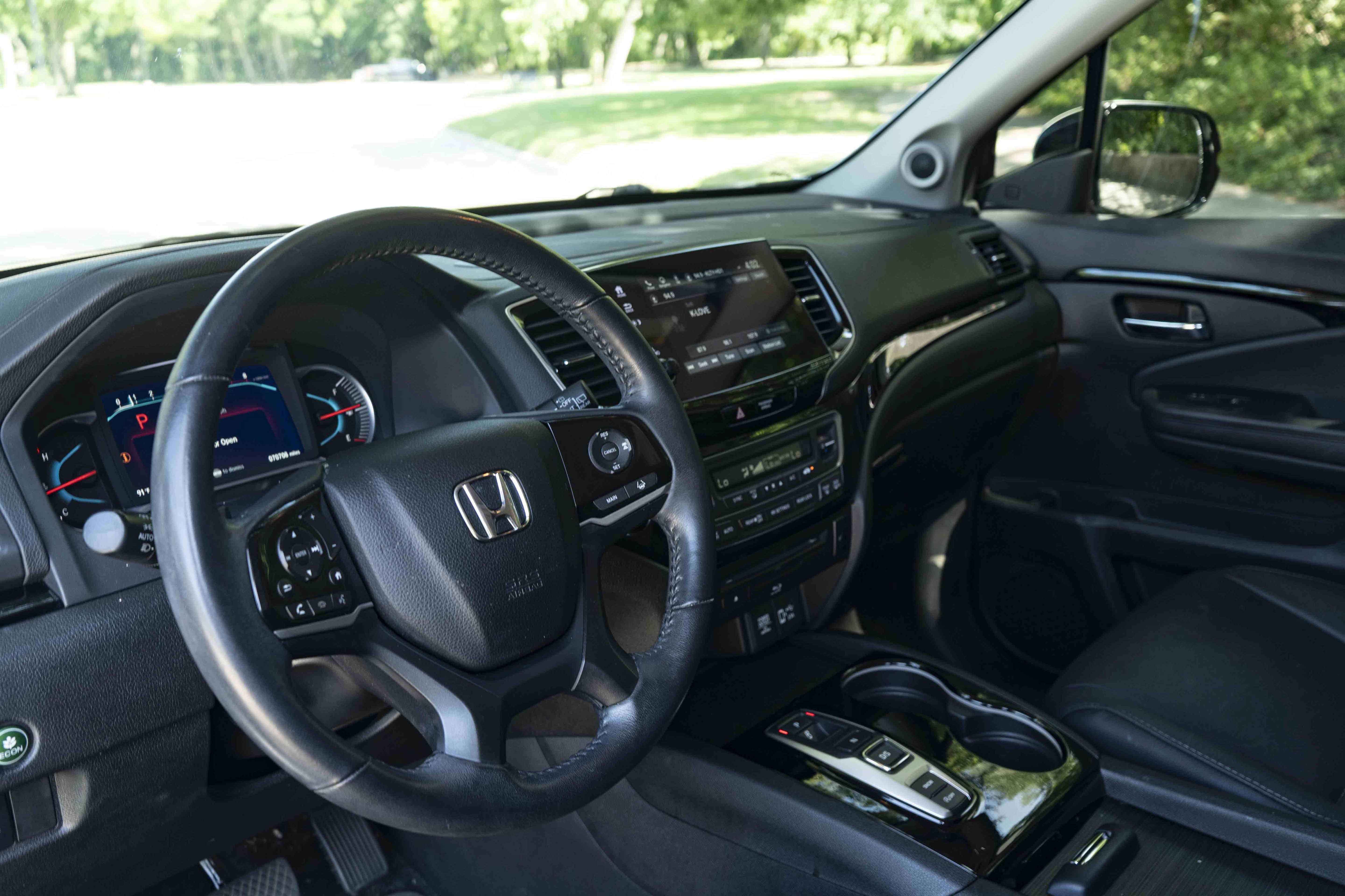 Used 2022 Honda Pilot Touring image 16