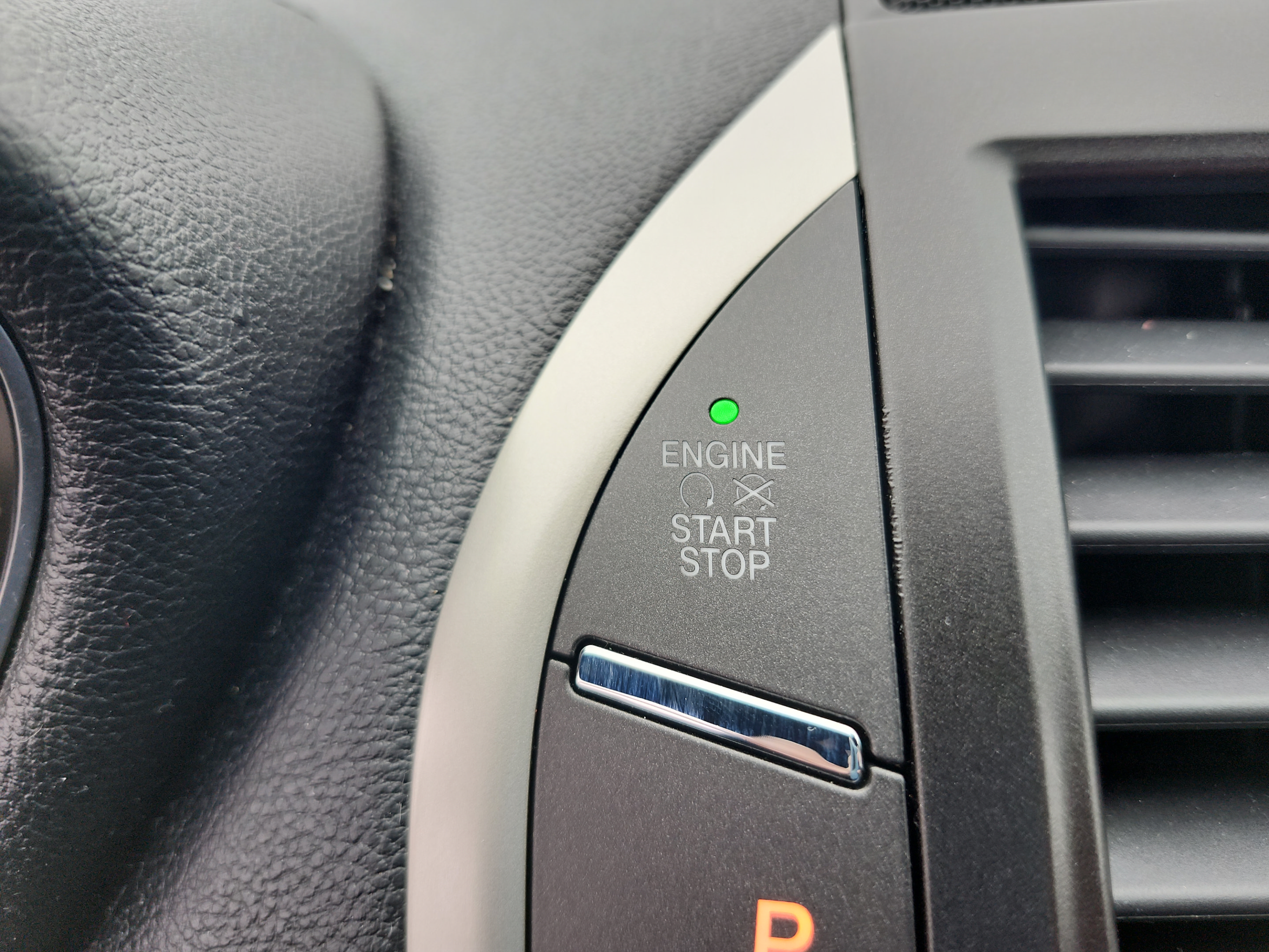 Used 2019 Lincoln MKC Reserve FWD image 27