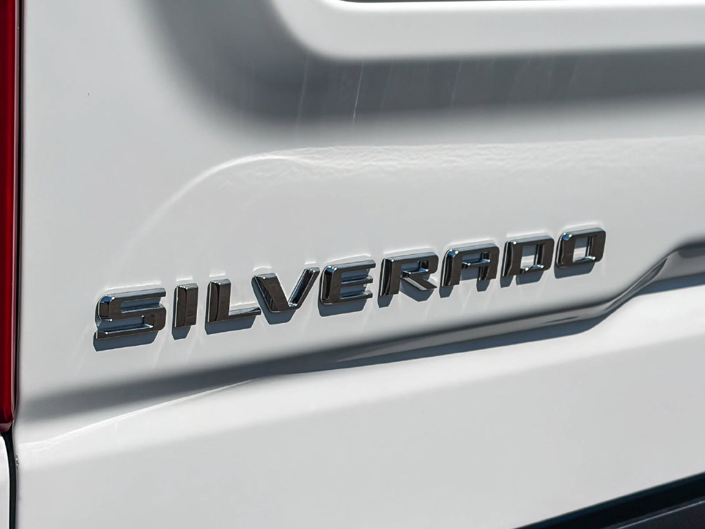 Used 2026 Chevrolet Silverado 1500 Custom Trail Boss AWD/4WD image 10