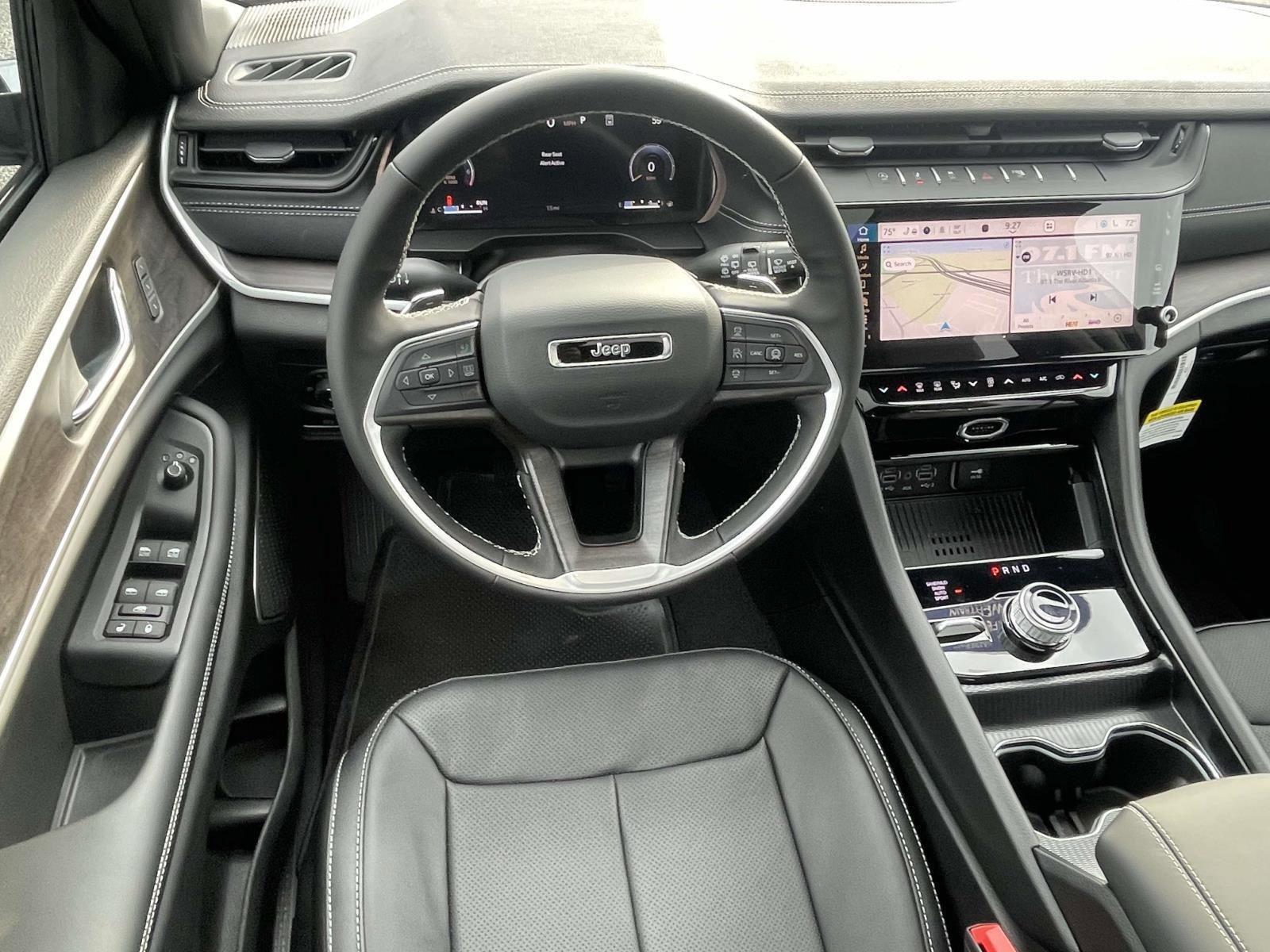 New 2026 Jeep Grand Cherokee Limited AWD/4WD image 9