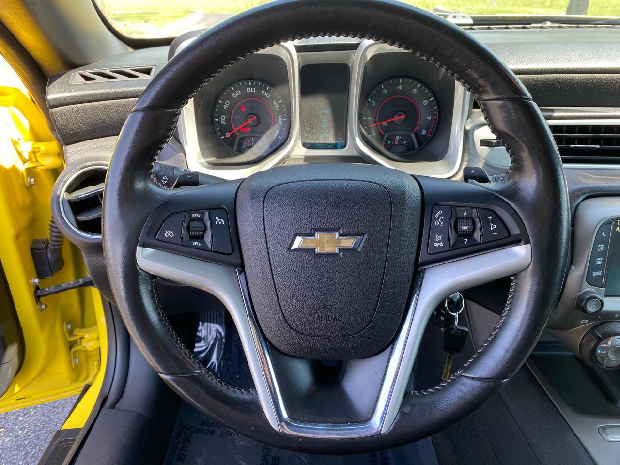 Used 2015 Chevrolet Camaro LT RWD image 32