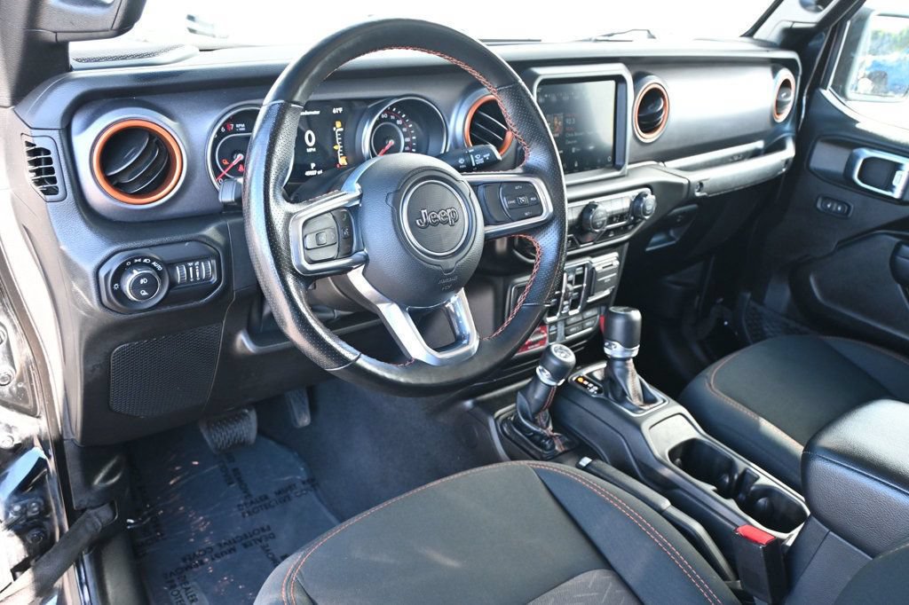 Used 2022 Jeep Gladiator Mojave w/ Cold Weather Group AWD/4WD image 14