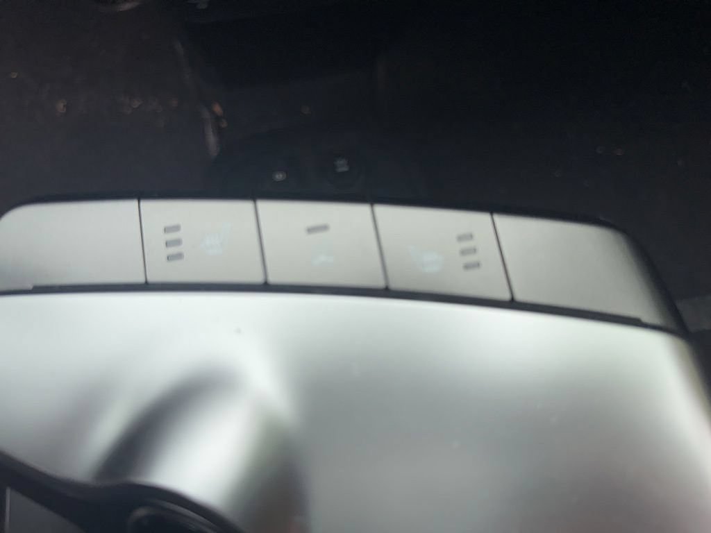 Used 2024 Kia EV6 Light AWD/4WD image 18