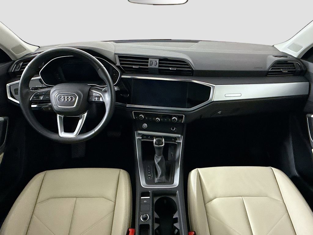 Used 2020 Audi Q3 2.0T Premium w/ Convenience Package AWD/4WD image 13