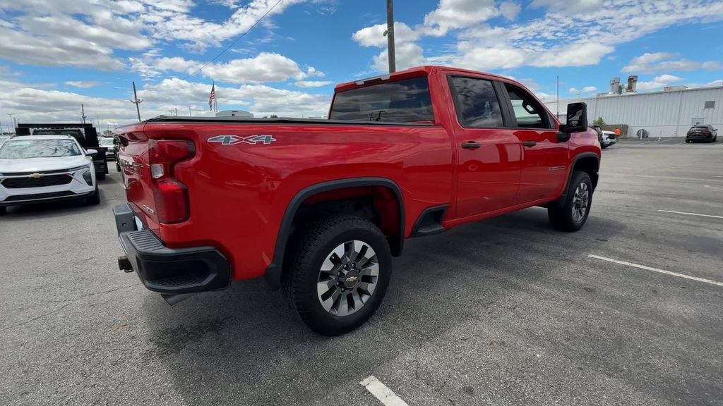 Used 2022 Chevrolet Silverado 2500 Custom w/ Custom Convenience Package AWD/4WD image 8
