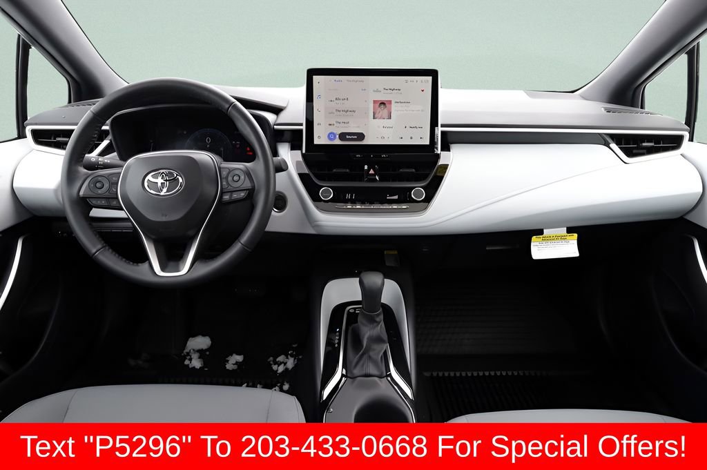 Certified 2025 Toyota Corolla SE w/ SE Premium Package FWD image 29