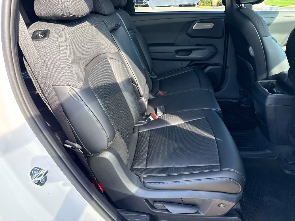 New 2027 Kia Telluride LX FWD image 9