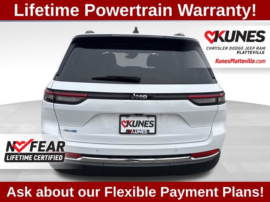 Used 2023 Jeep Grand Cherokee 4WD 4xe image 5