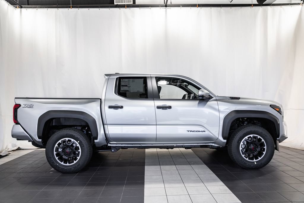 New 2026 Toyota Tacoma TRD Off-Road image 3