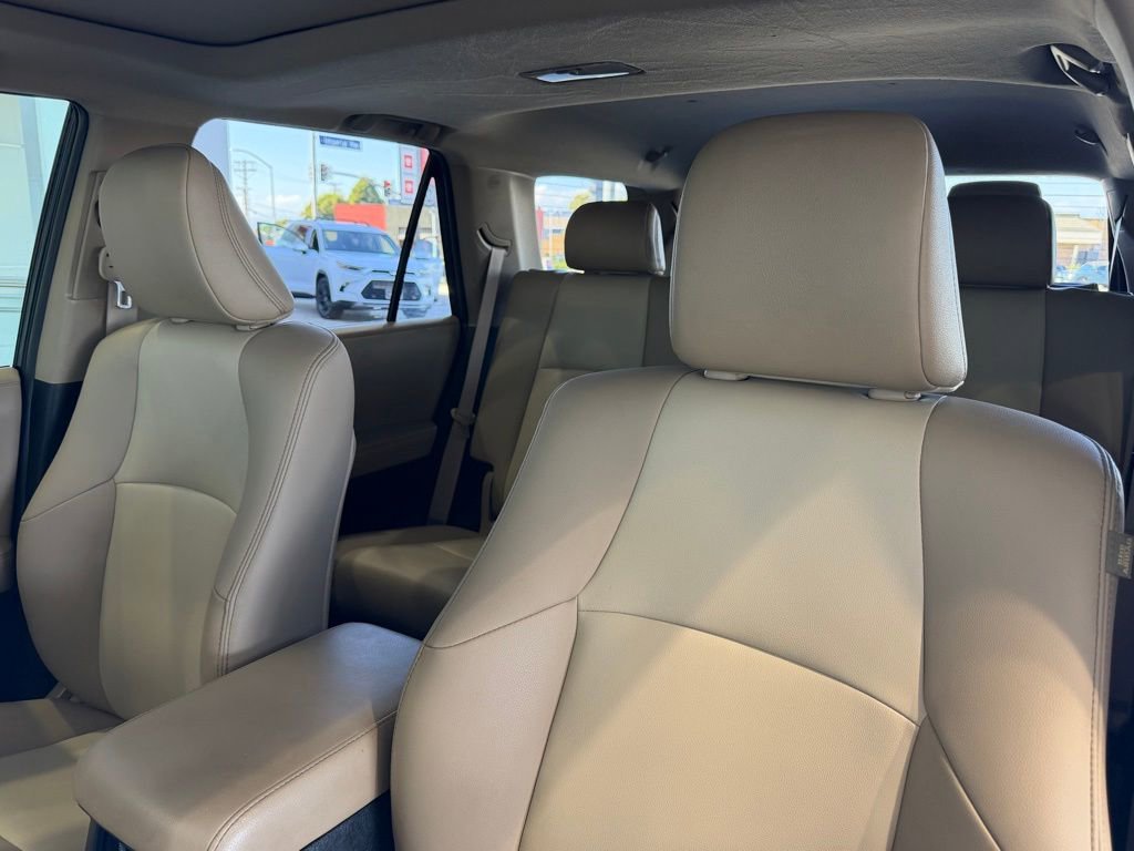 Used 2022 Toyota 4Runner SR5 Premium w/ Moonroof Package RWD image 22