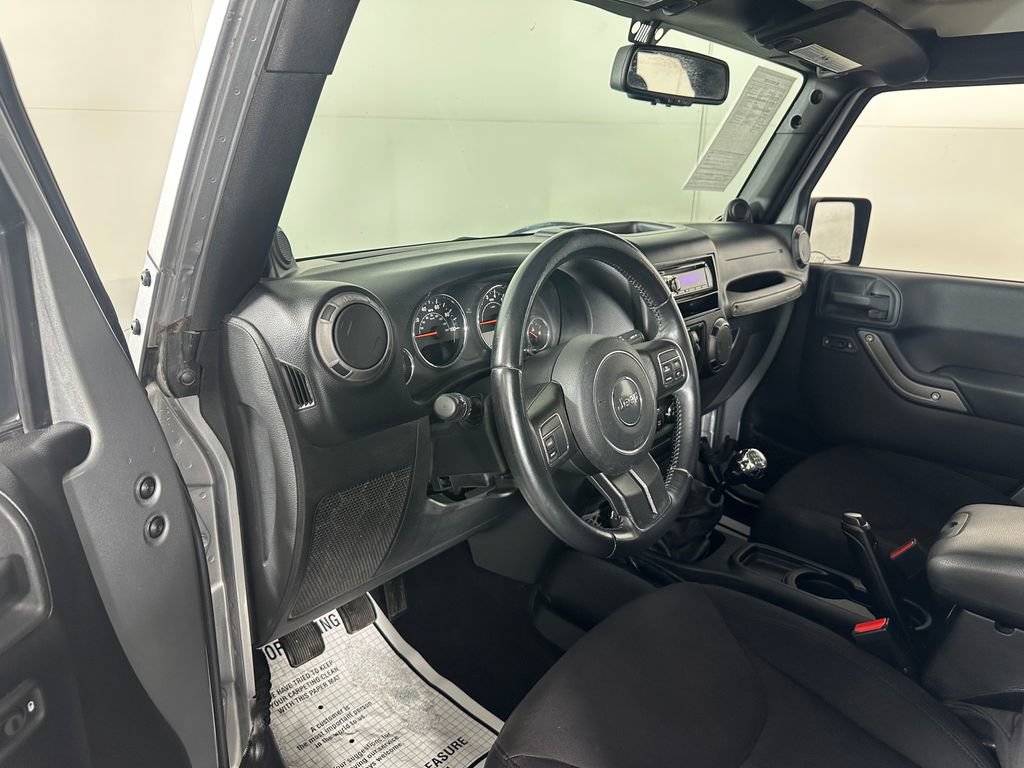 Used 2013 Jeep Wrangler Unlimited Sport AWD/4WD image 15