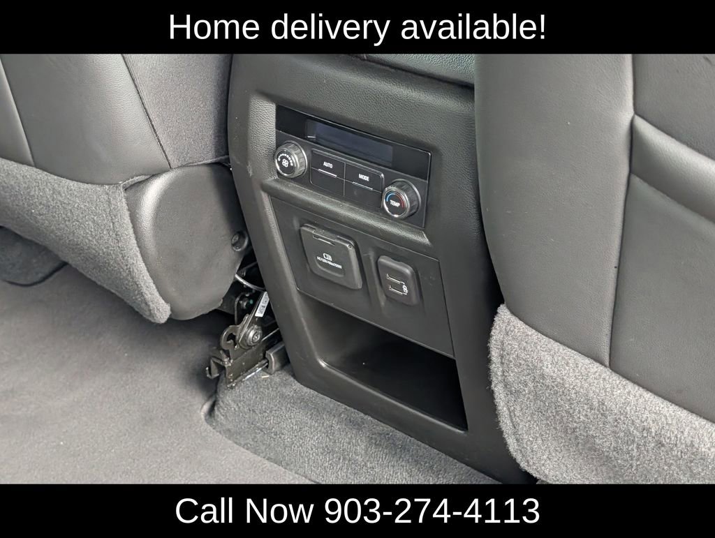 Used 2023 Chevrolet Traverse RS FWD image 34