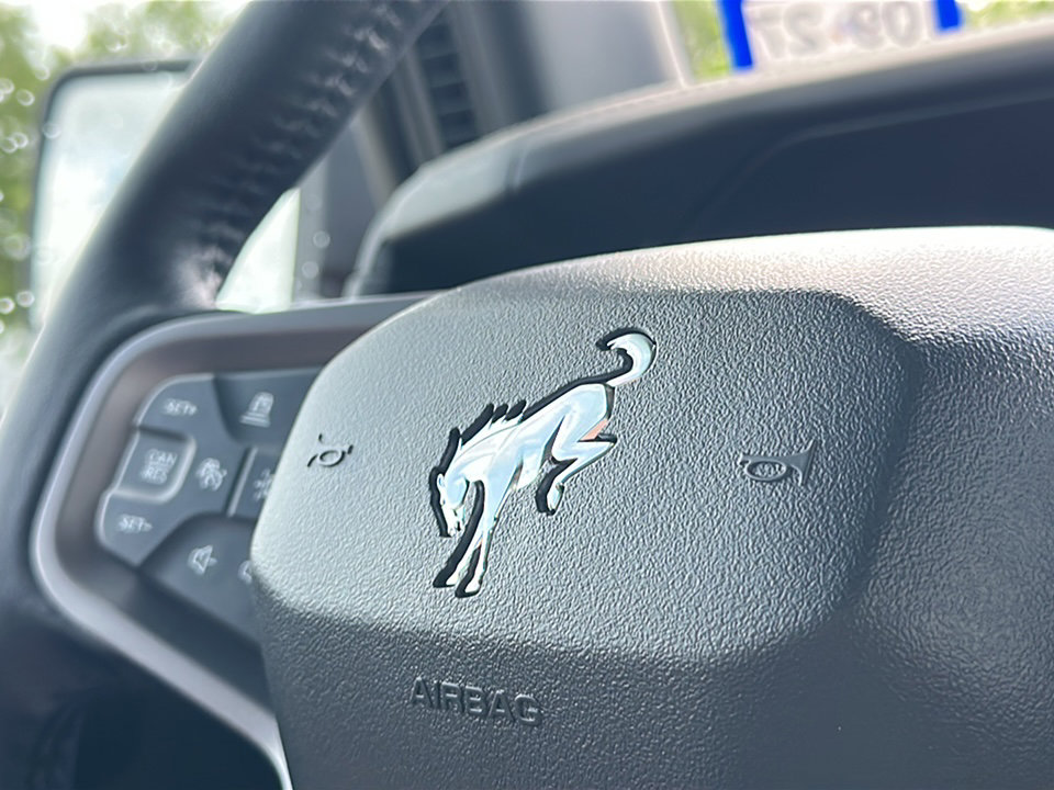 Used 2025 Ford Bronco Badlands image 26