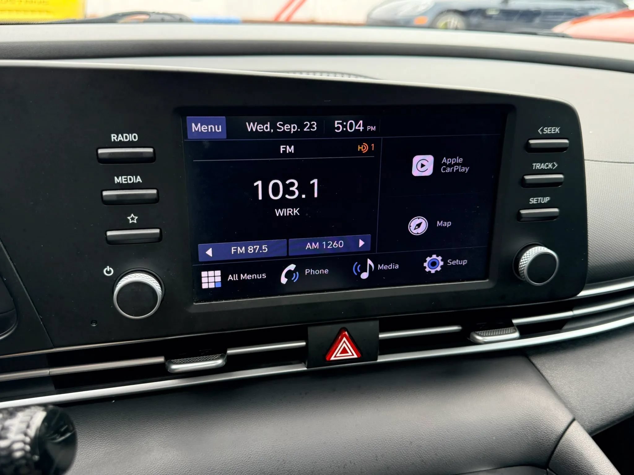Used 2023 Hyundai Elantra SE FWD image 17