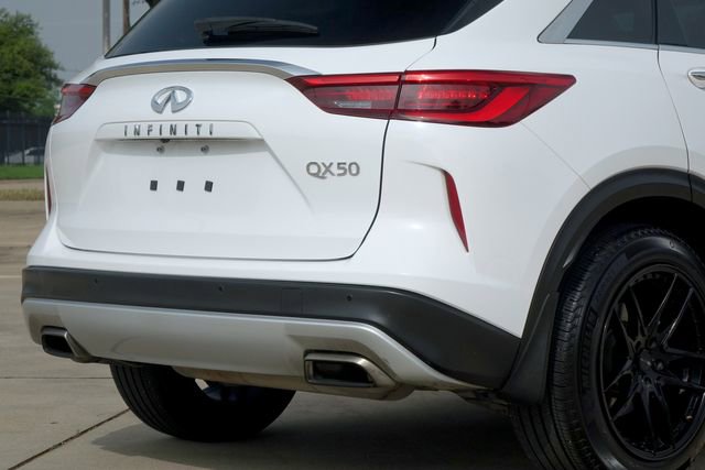 Used 2021 INFINITI QX50 Luxe FWD image 17