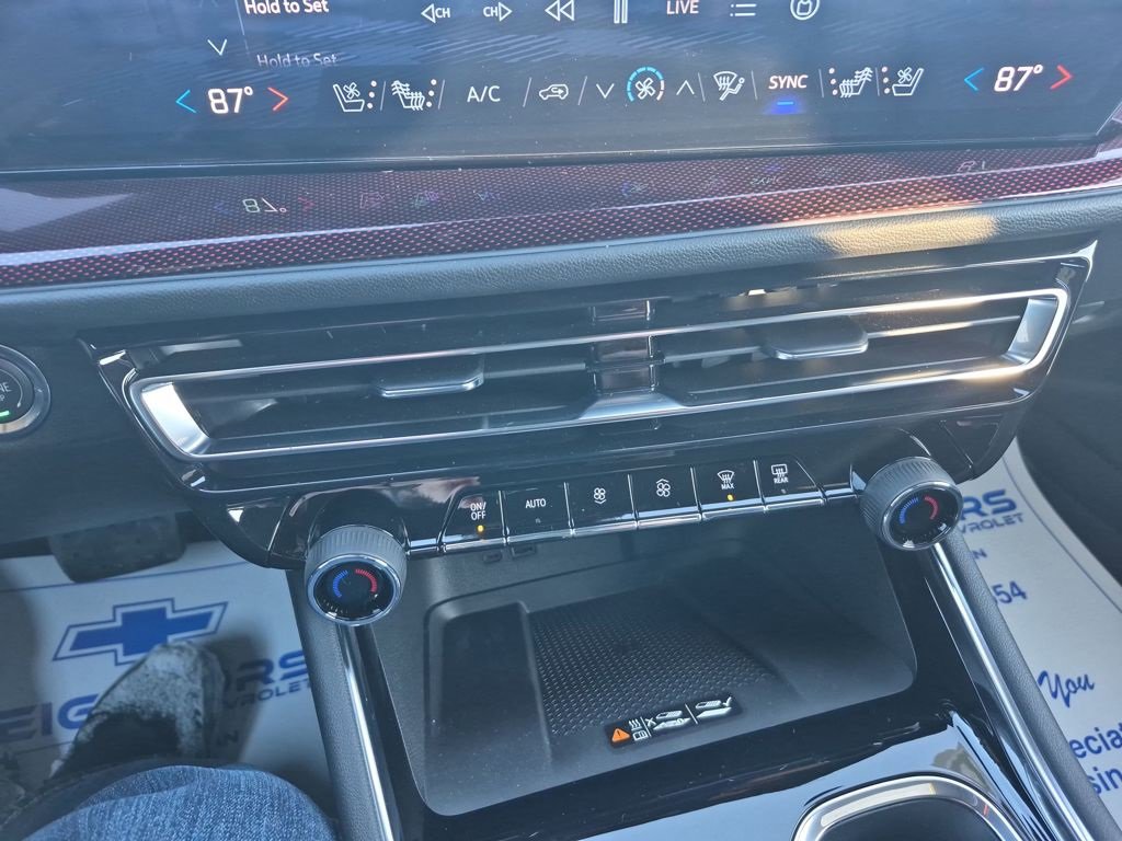 New 2026 Chevrolet Traverse RS image 18