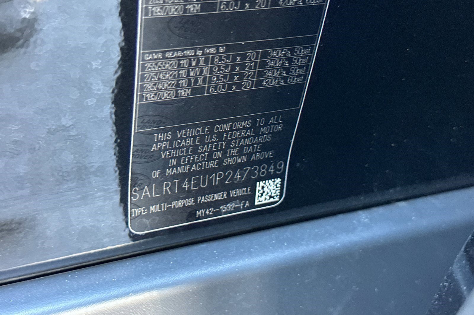 Used 2023 Land Rover Discovery S R-Dynamic image 38