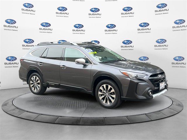Used 2023 Subaru Outback Touring XT image 1