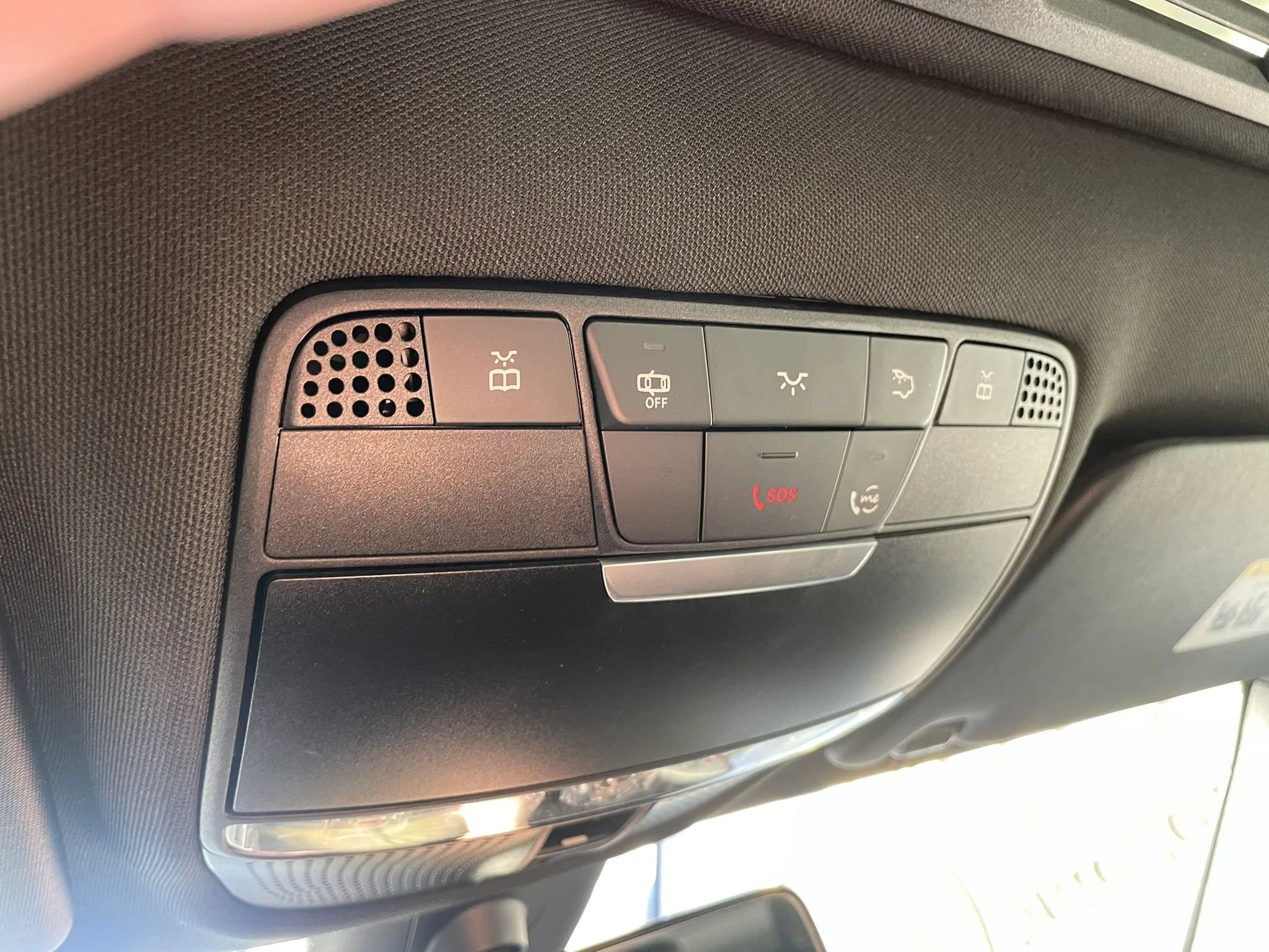 Used 2019 Mercedes-Benz C 300 4MATIC Sedan image 16