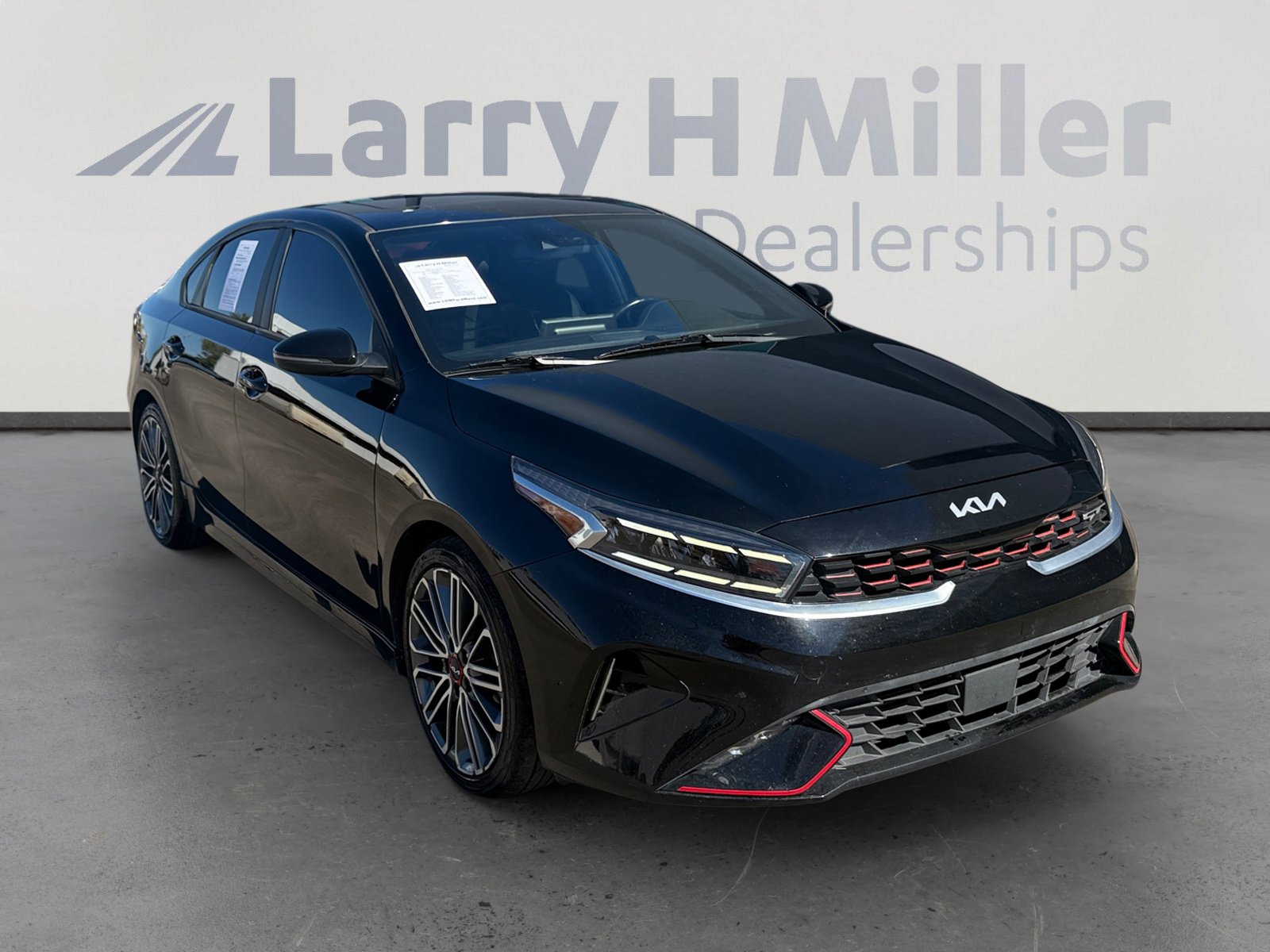 Used 2023 Kia Forte GT w/ GT2 Package image 7