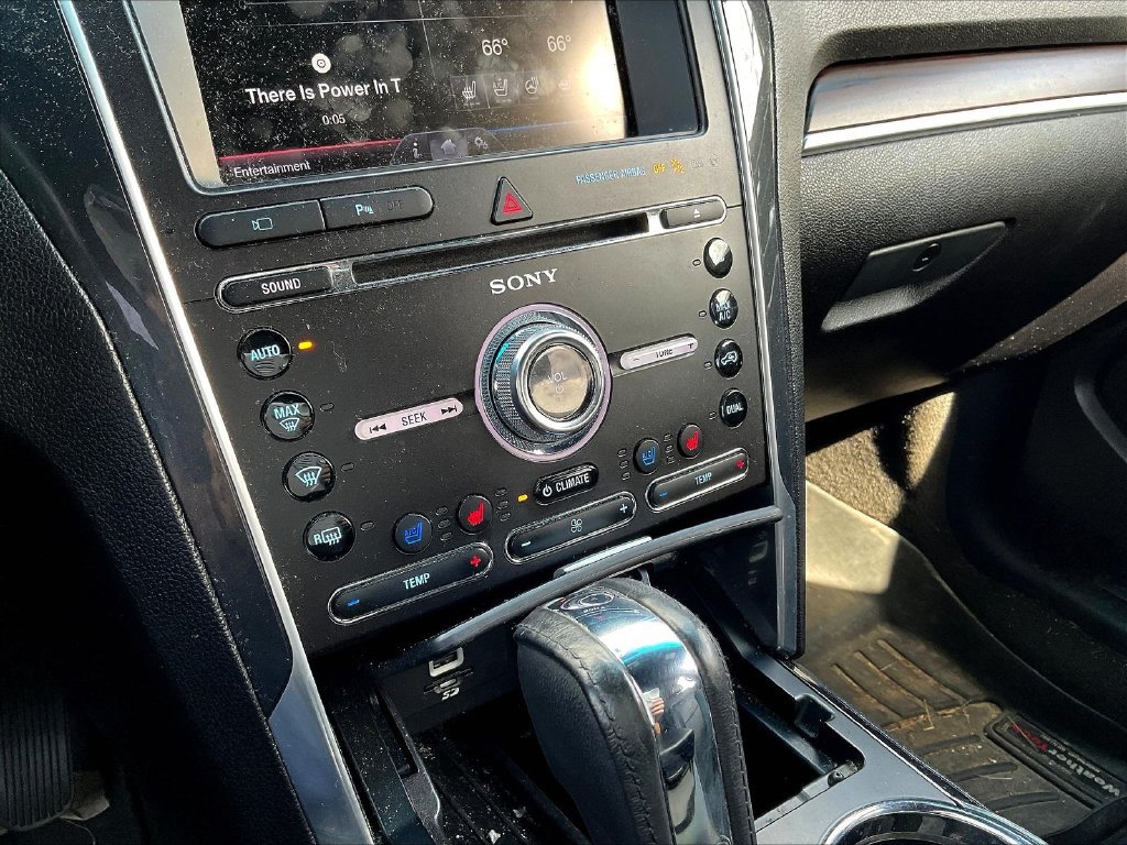 Used 2016 Ford Explorer Limited AWD/4WD image 7