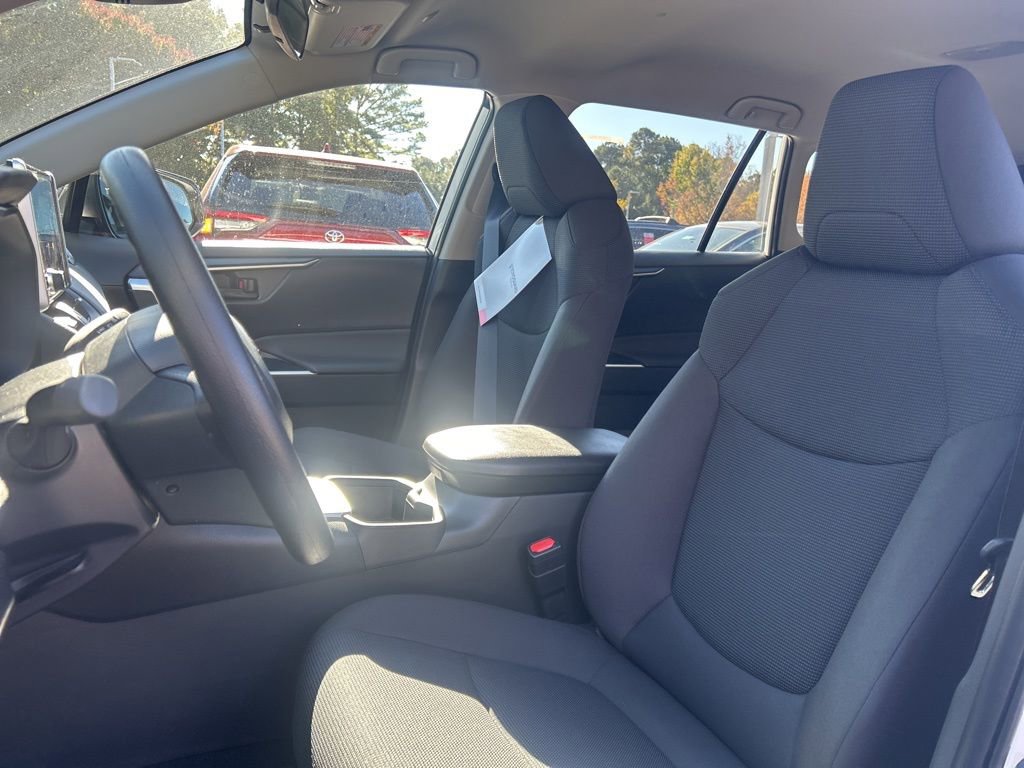 New 2025 Toyota RAV4 LE image 3