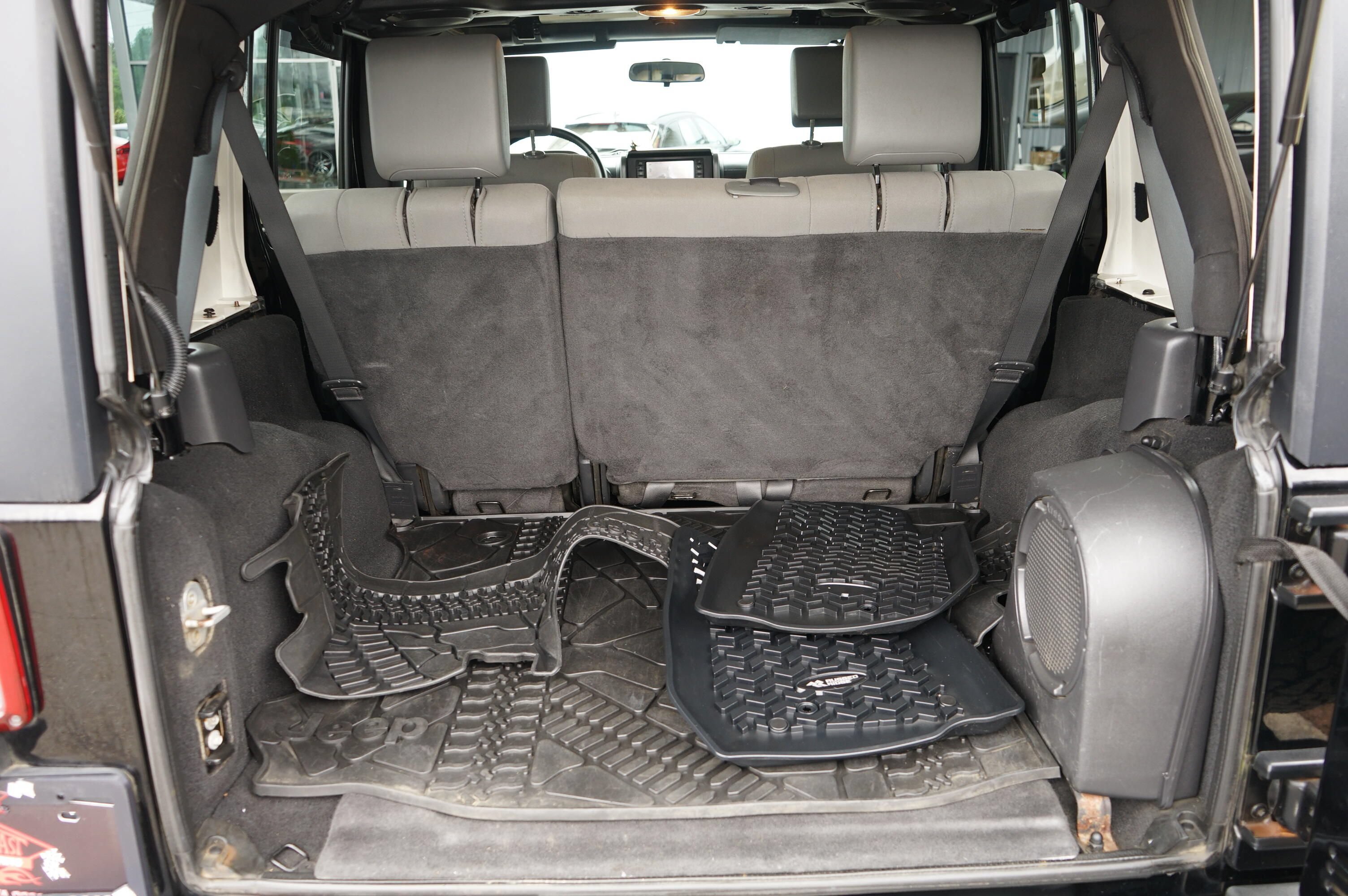 Used 2008 Jeep Wrangler Unlimited Rubicon w/ Dual Top Group AWD/4WD image 20