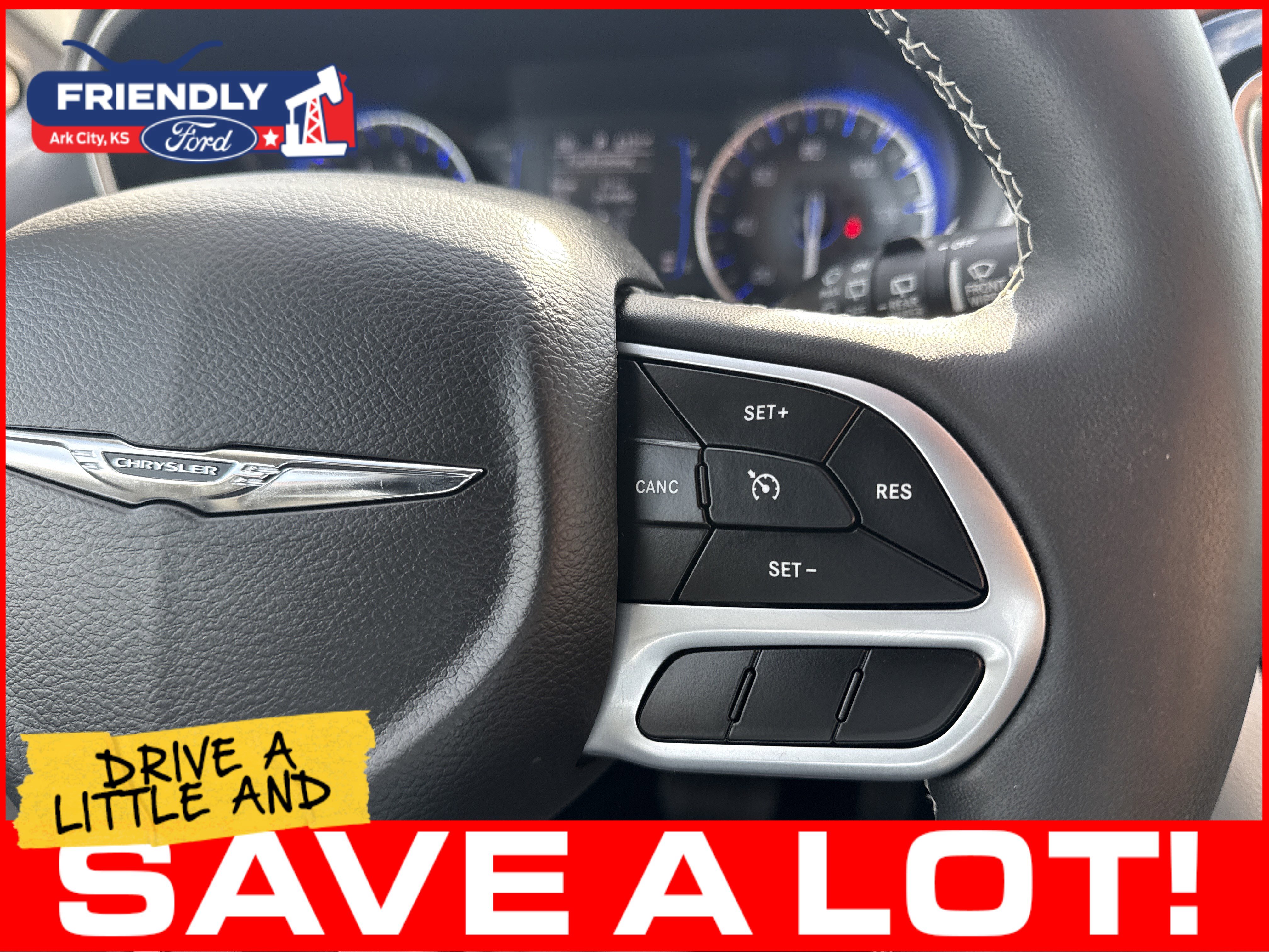 Used 2023 Chrysler Voyager LX FWD image 31