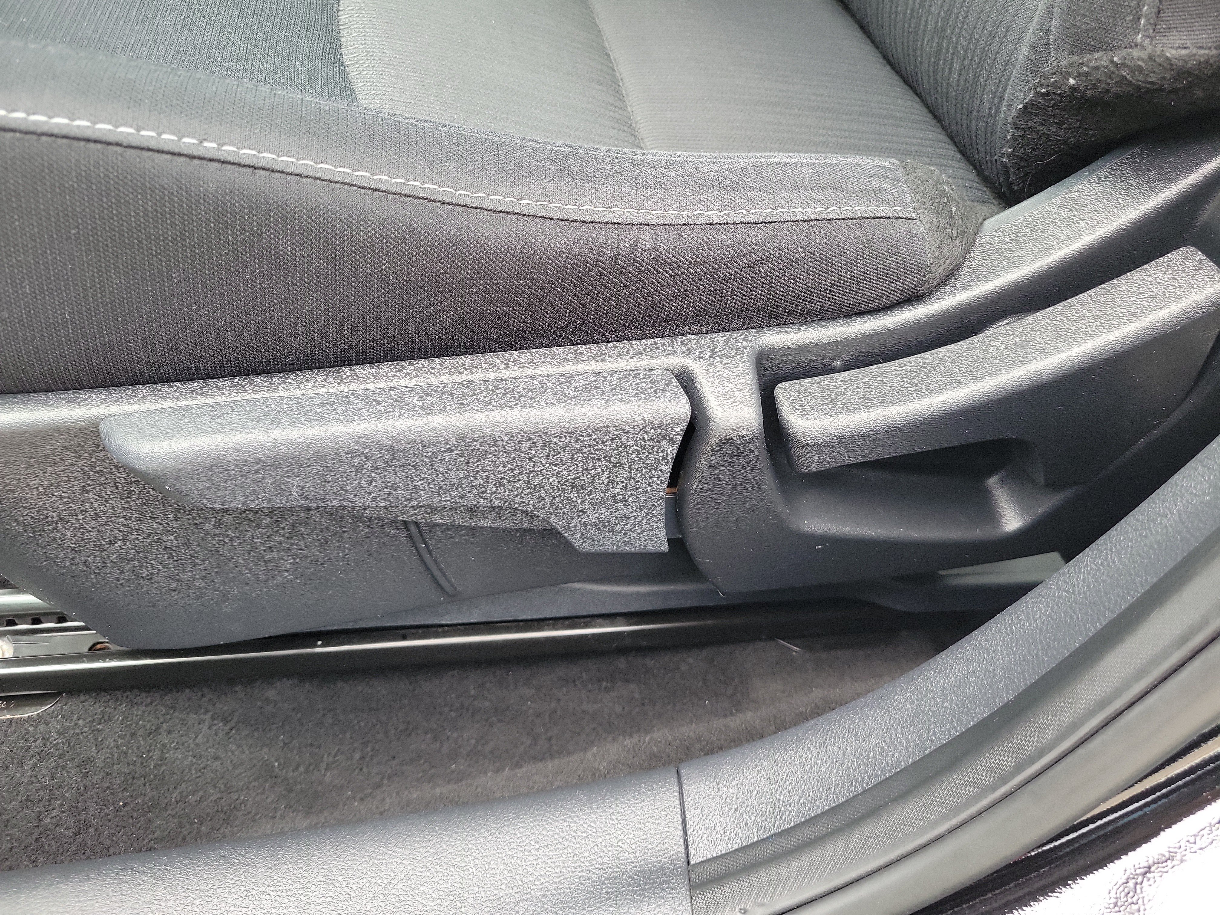 Used 2024 Nissan Sentra SV FWD image 16