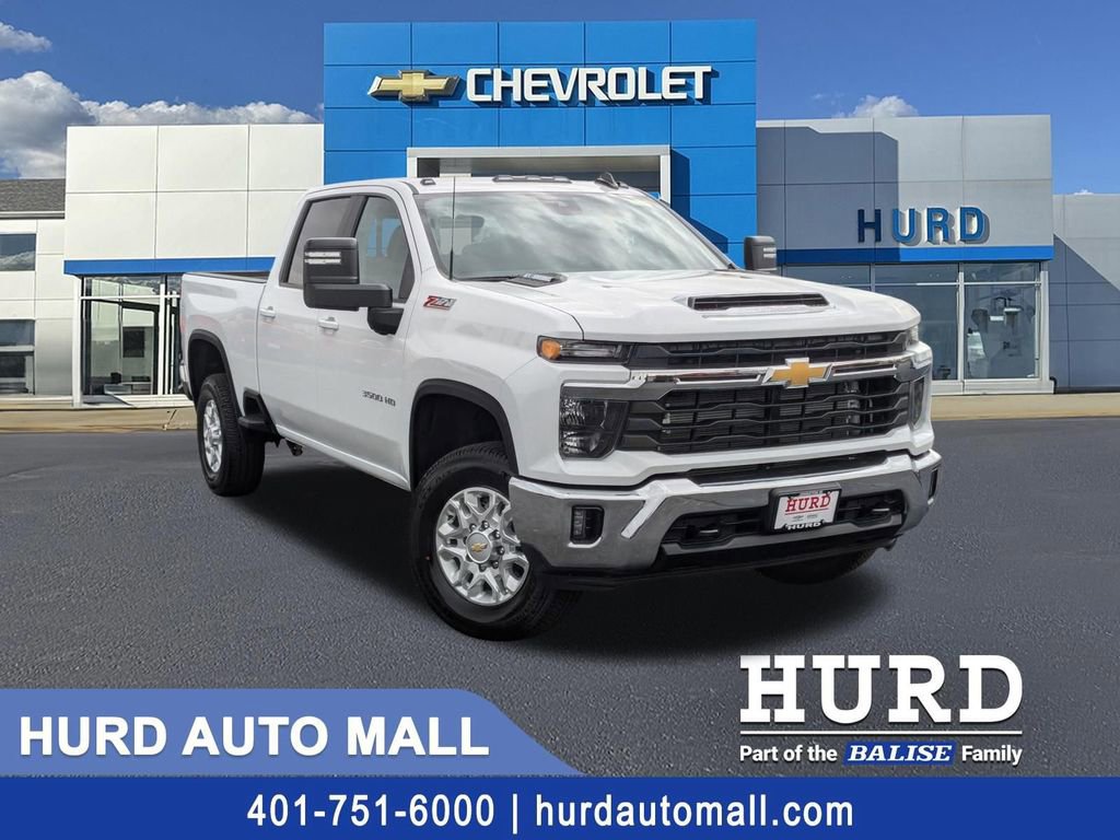 New 2026 Chevrolet Silverado 3500 LT AWD/4WD image 1