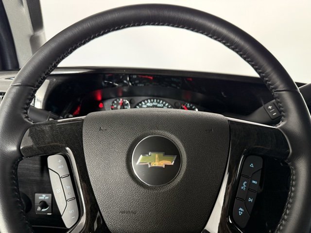 New 2024 Chevrolet Express 2500 Extended image 23