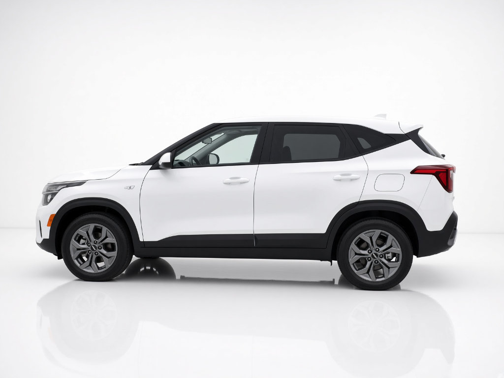 Used 2026 Kia Seltos LX AWD/4WD image 2