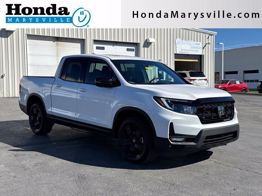 Used 2025 Honda Ridgeline Black Edition image 1