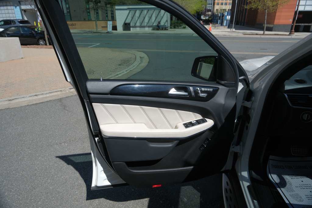 Used 2018 Mercedes-Benz GLS 63 AMG 4MATIC image 20