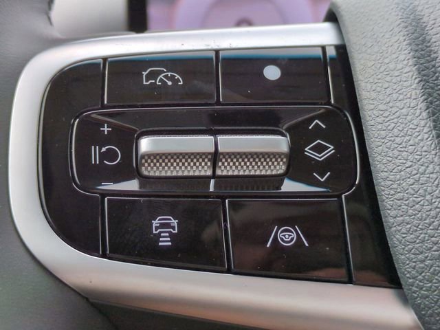 Certified 2025 Genesis GV80 2.5T Standard AWD/4WD image 22