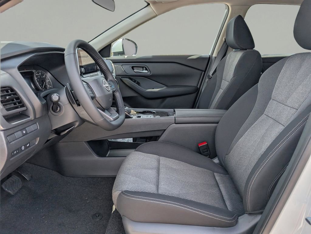 New 2026 Nissan Rogue SV image 17