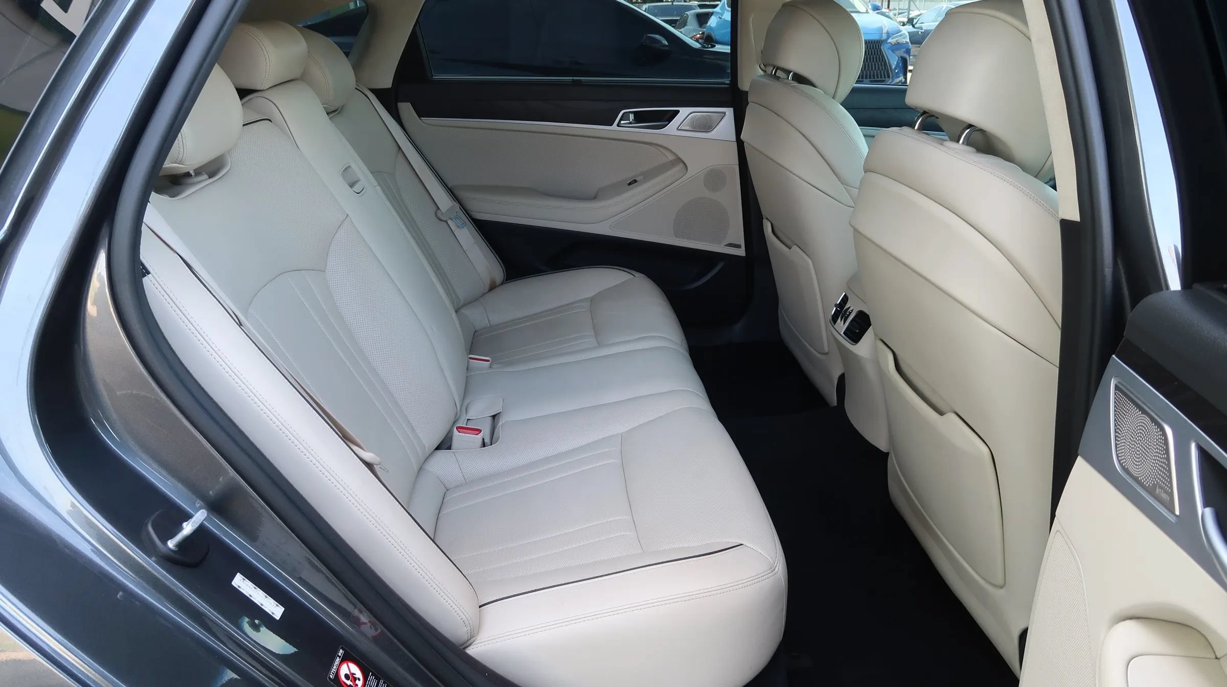 Used 2018 Genesis G80 5.0 Ultimate AWD/4WD image 23