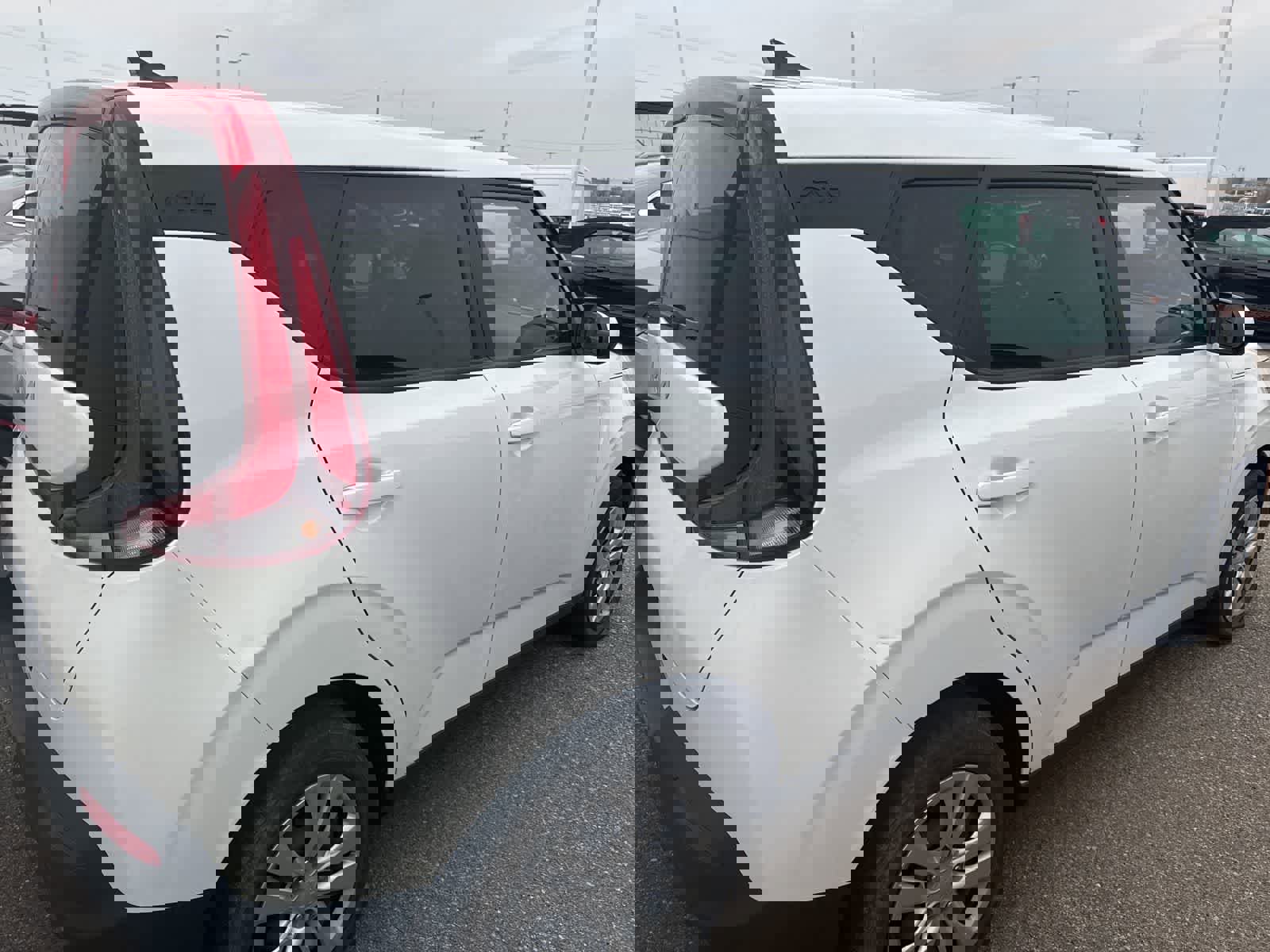 Used 2022 Kia Soul LX image 24