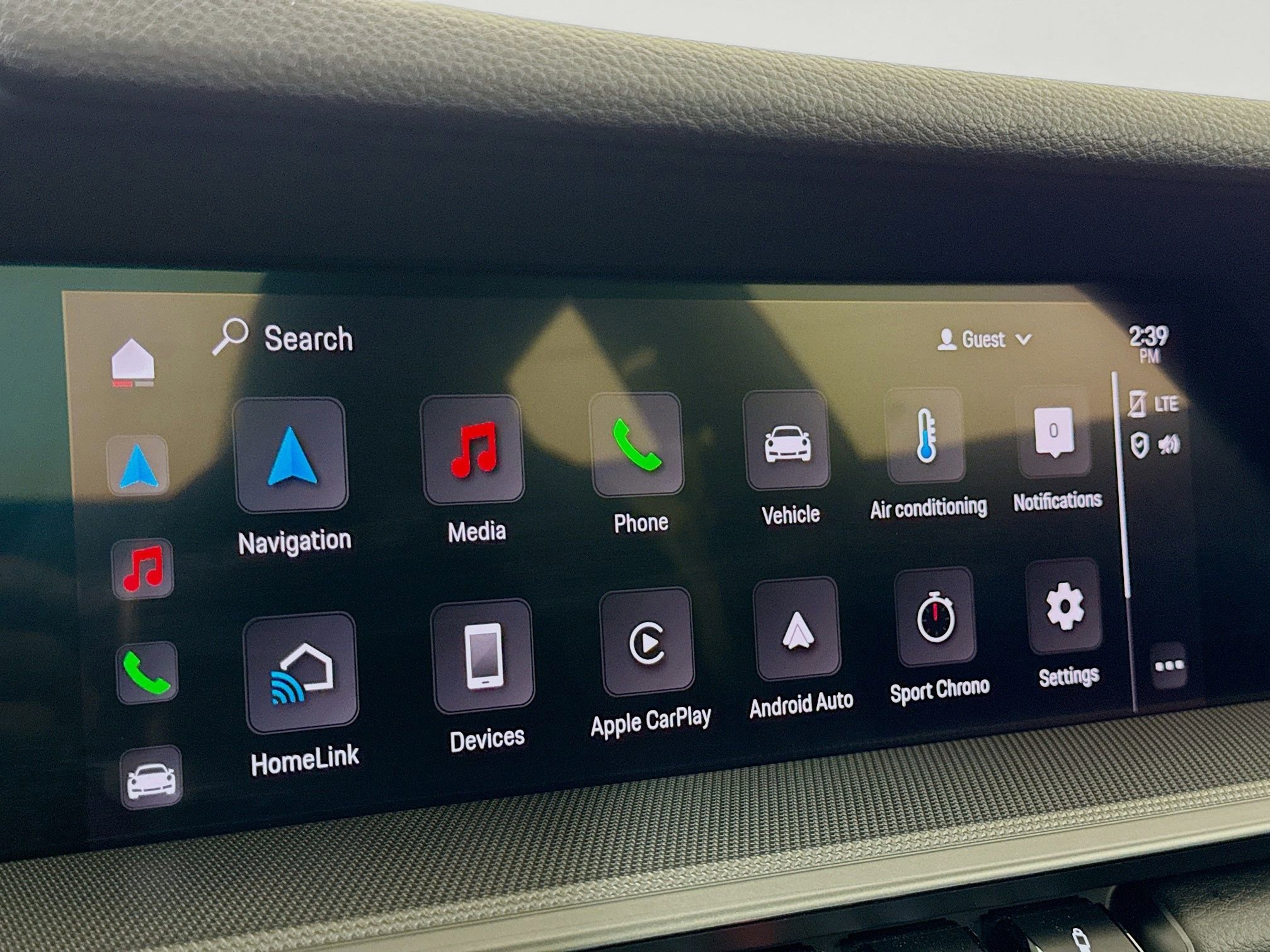 Certified 2024 Porsche 911 Carrera 4 image 17