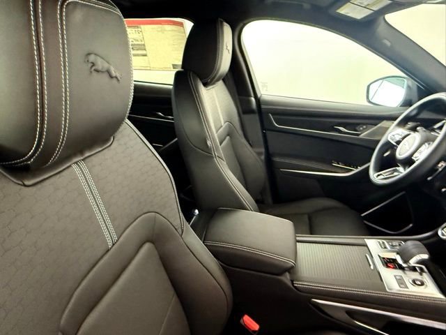 New 2026 Jaguar F-PACE R-Dynamic S image 14