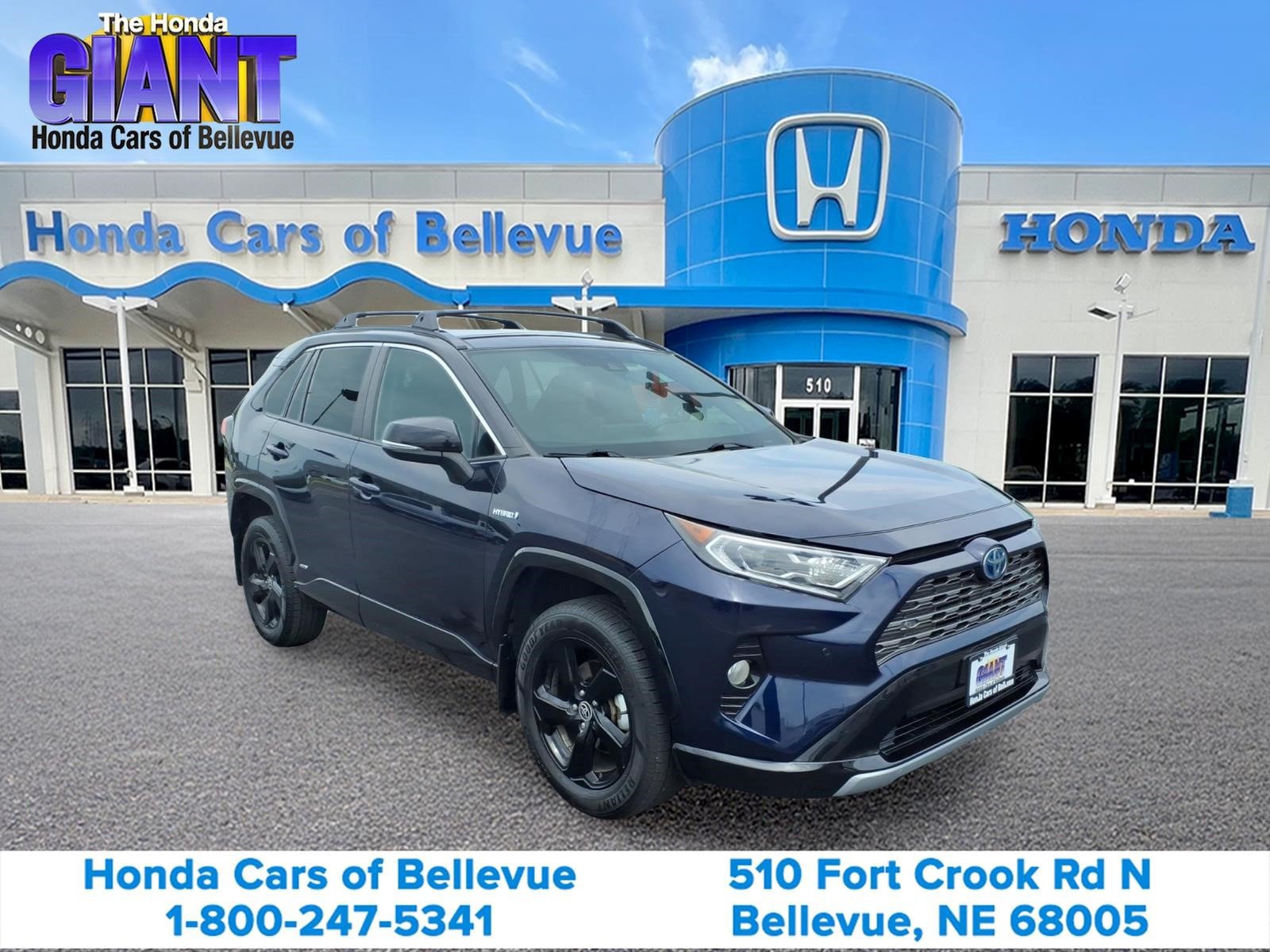 Used 2021 Toyota RAV4 XSE AWD/4WD image 3