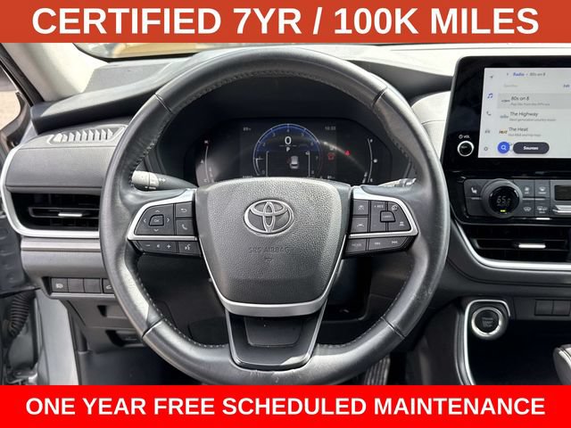 Used 2025 Toyota Grand Highlander AWD image 15