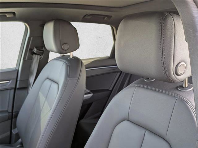 Used 2024 Audi Q3 2.0T Premium Plus w/ Premium Plus Package image 14