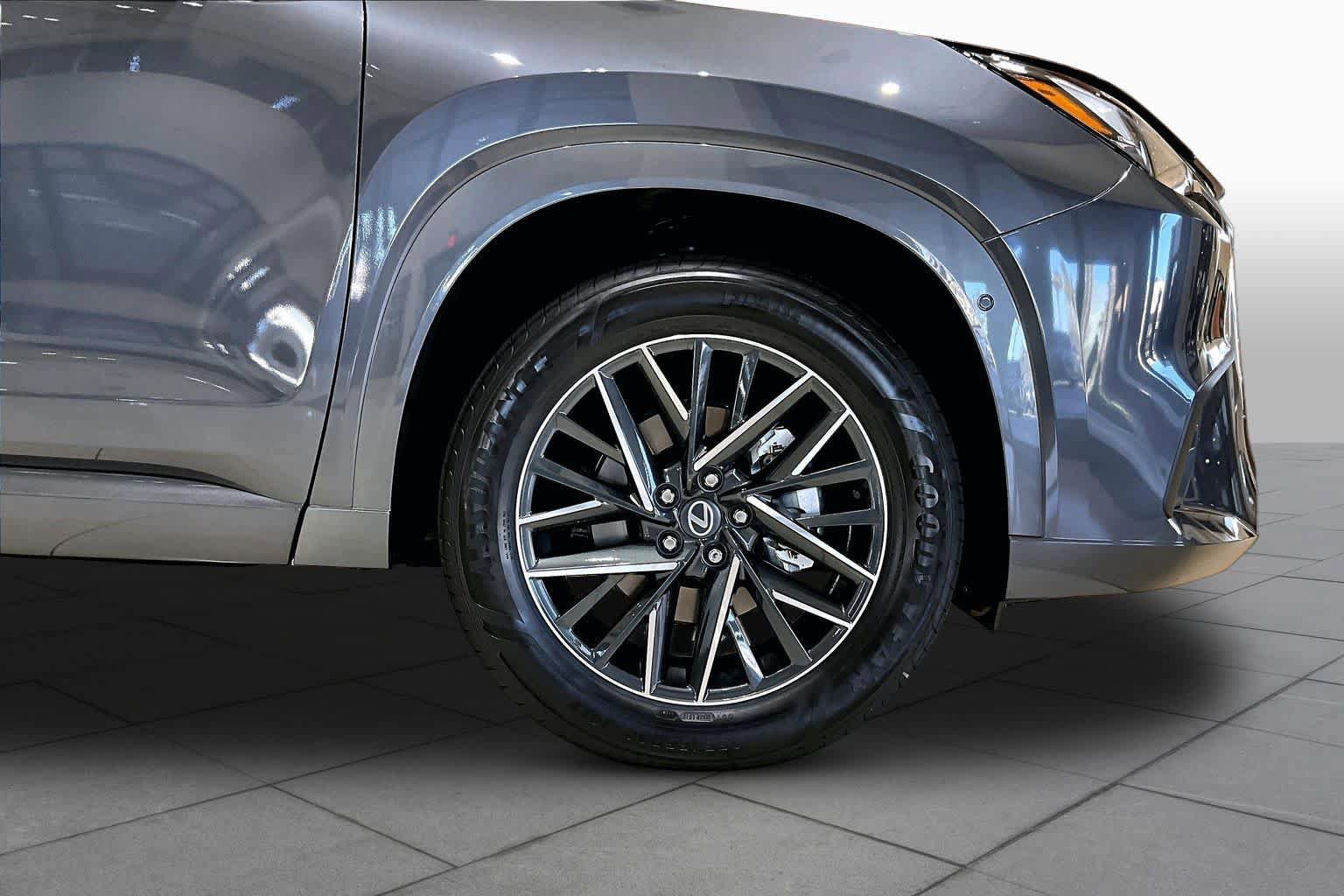 New 2026 Lexus TX 350 AWD image 9